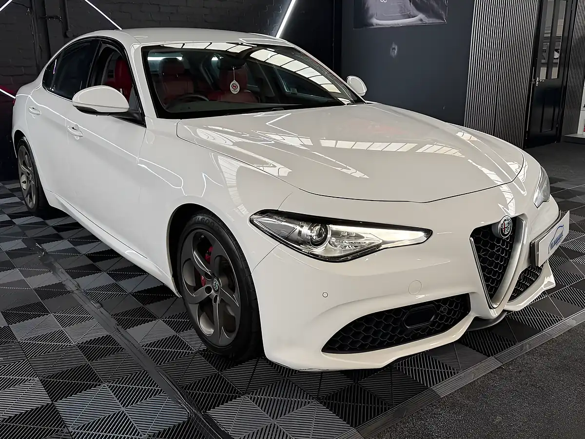 Used 2017 Alfa Romeo Giulia Speciale White - Interior and Exterior details 19