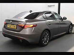 Used 2017 Alfa Romeo Giulia Tecnica Beige - Interior and Exterior details 10