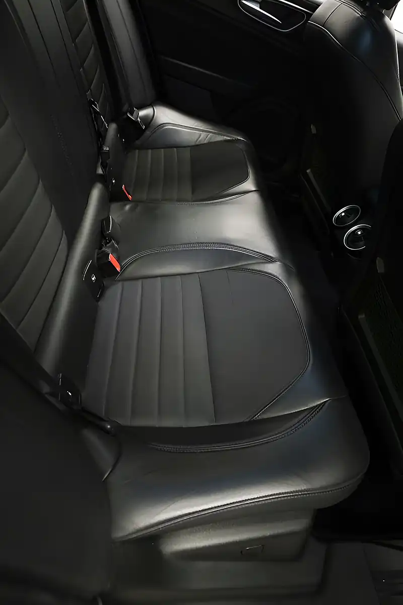 Used 2017 Alfa Romeo Giulia Tecnica Vesuvio Grey - Interior and Exterior details 11
