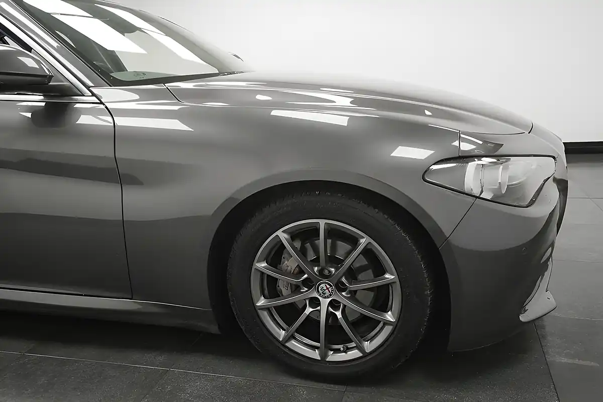 Used 2017 Alfa Romeo Giulia Tecnica Vesuvio Grey - Interior and Exterior details 4