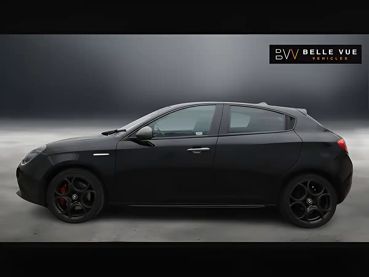 Used 2017 Alfa Romeo Giulietta Speciale Alfa Black - Interior and Exterior details 7