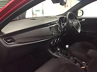 Used 2017 Alfa Romeo Giulietta Speciale Red - Interior and Exterior details 18
