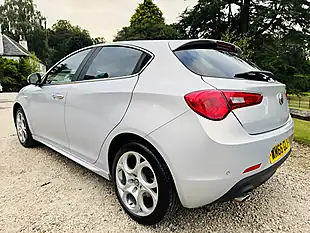 Used 2017 Alfa Romeo Giulietta Super Limited Edition Silver - Interior and Exterior details 18