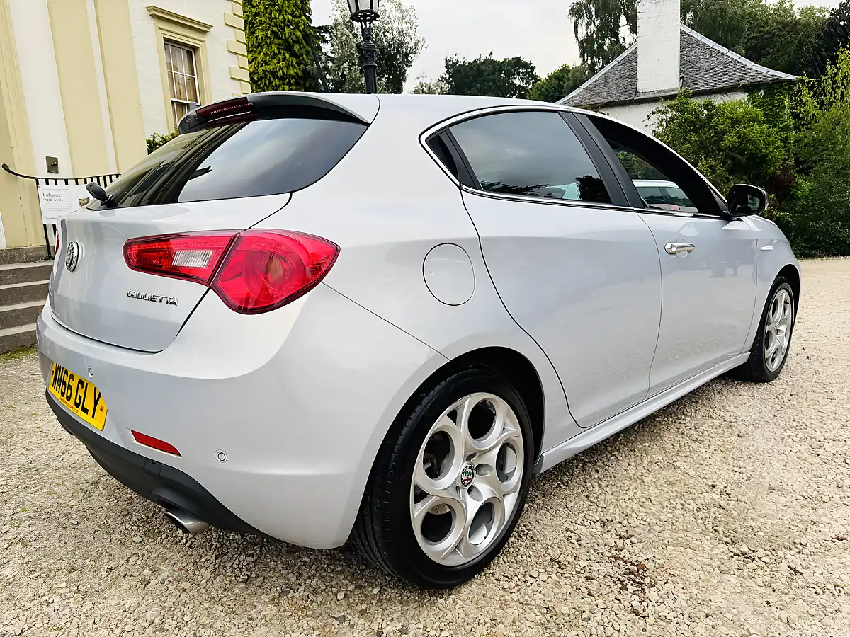 Used 2017 Alfa Romeo Giulietta Super Limited Edition Silver - Interior and Exterior details 4