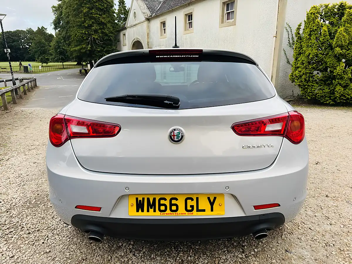Used 2017 Alfa Romeo Giulietta Super Limited Edition Silver - Interior and Exterior details 5