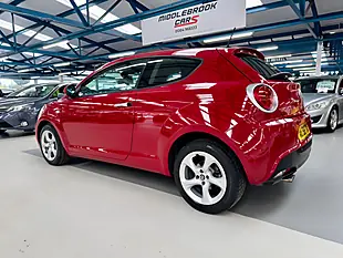 Used 2017 Alfa Romeo Mito Tecnosilk Red - Interior and Exterior details 3