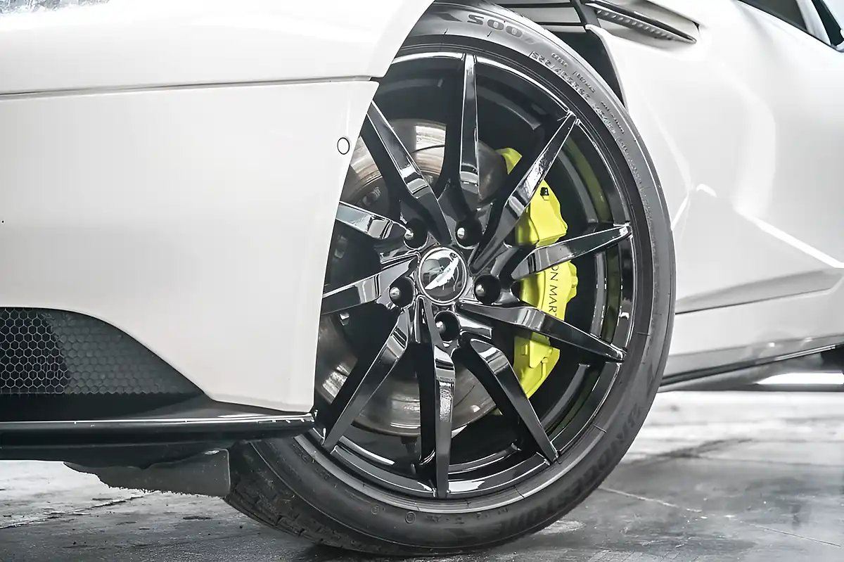 Used 2017 Aston Martin DB11 Coupe White - Interior and Exterior details 2