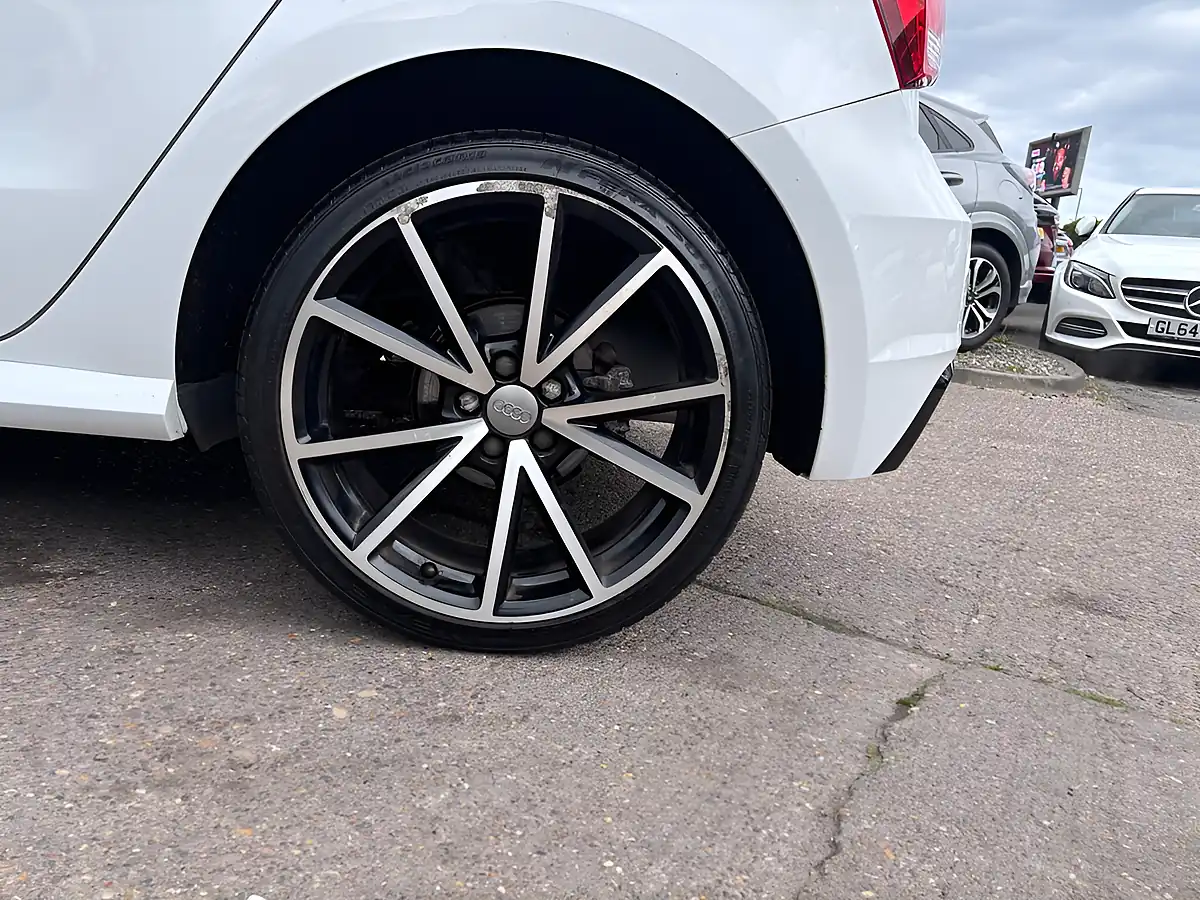 Used 2017 Audi A1 Black Edition White - Interior and Exterior details 17