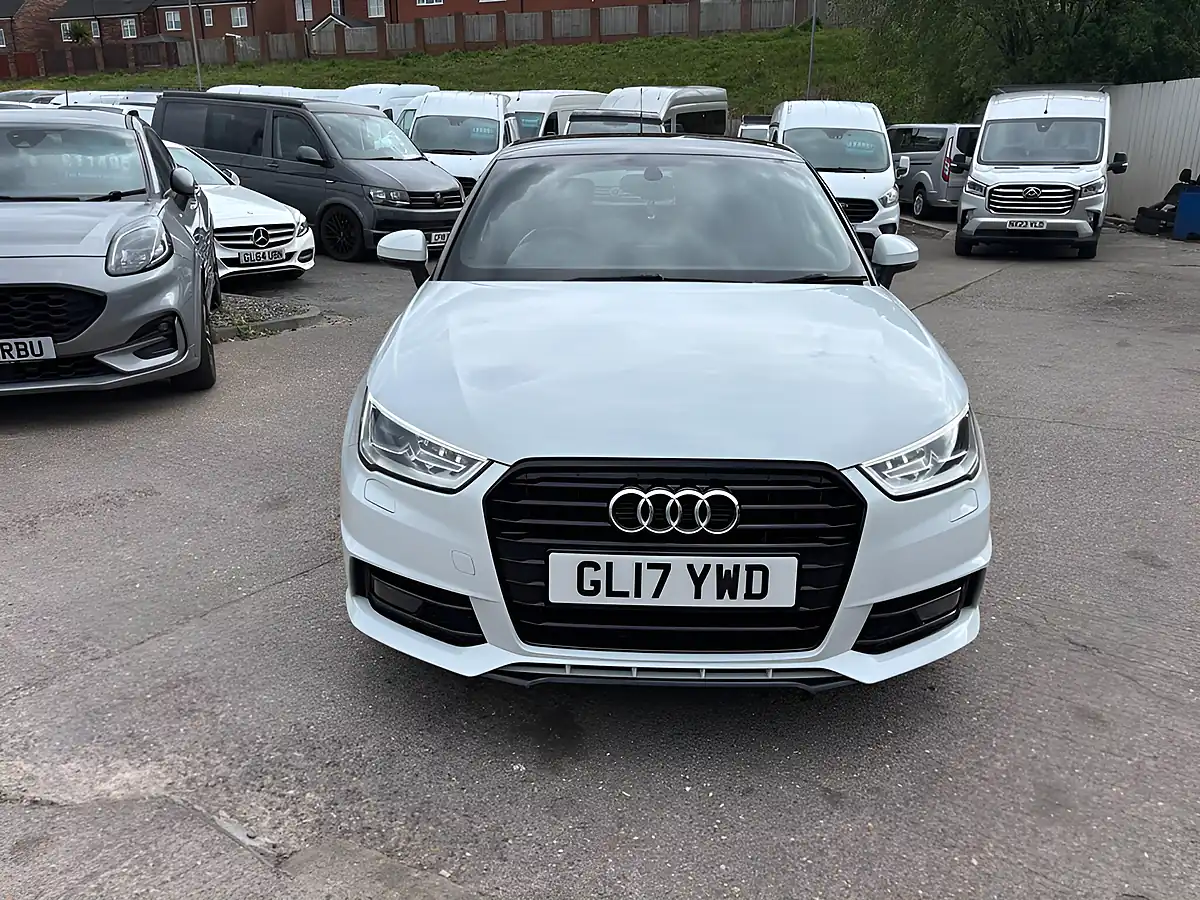Used 2017 Audi A1 Black Edition White - Interior and Exterior details 3