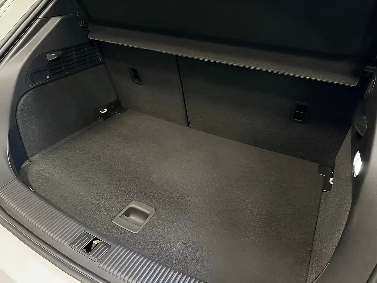 Used 2017 Audi A1 S Line Sportback White - Interior and Exterior details 17