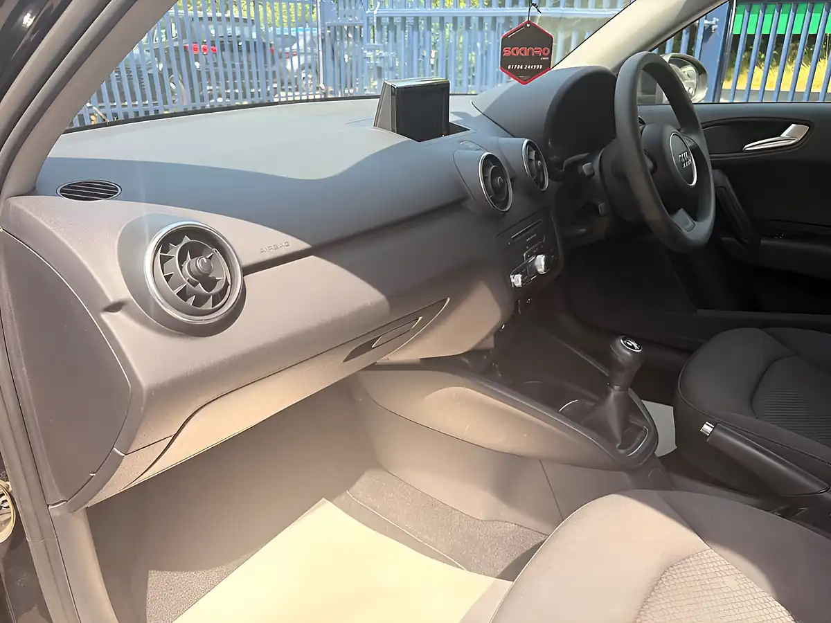 Used 2017 Audi A1 Se Black - Interior and Exterior details 15