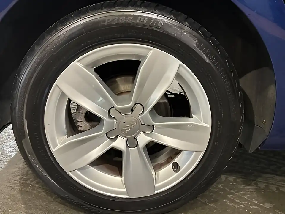 Used 2017 Audi A1 Se Blue - Interior and Exterior details 15
