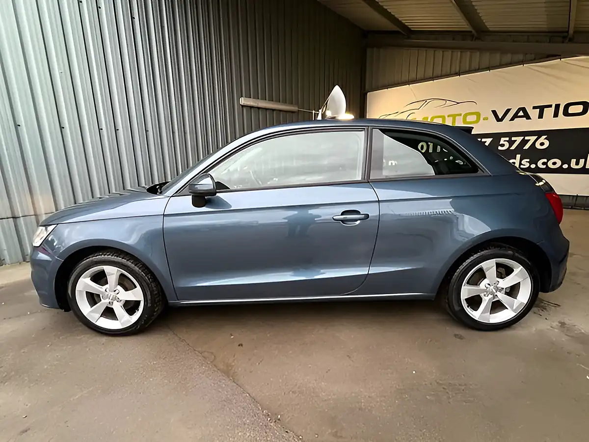 Used 2017 Audi A1 Sport Blue - Interior and Exterior details 10