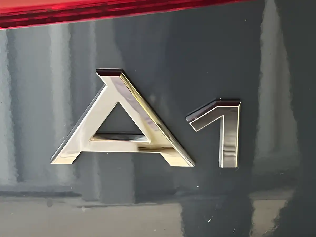 Used 2017 Audi A1 Sport Blue - Interior and Exterior details 7