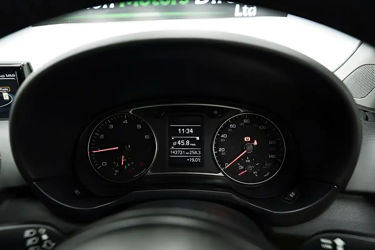 Used 2017 Audi A1 Sport Blue - Interior and Exterior details 15