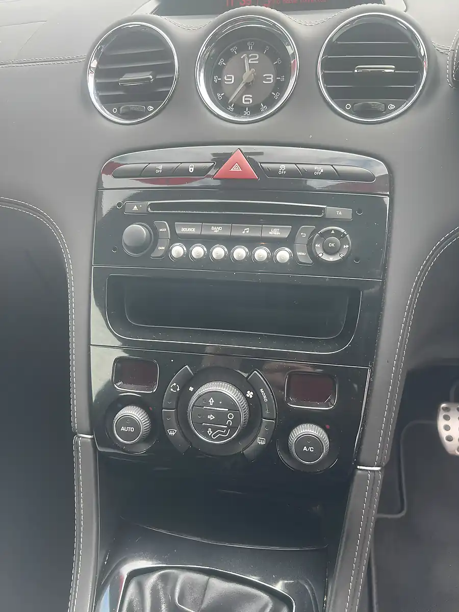 Used 2017 Audi A1 Sport Blue - Interior and Exterior details 12