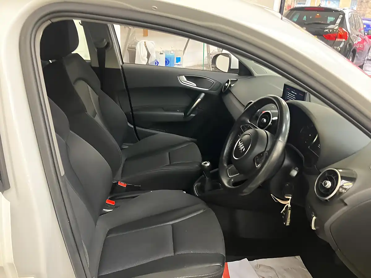 Used 2017 Audi A1 Sport White - Interior and Exterior details 12