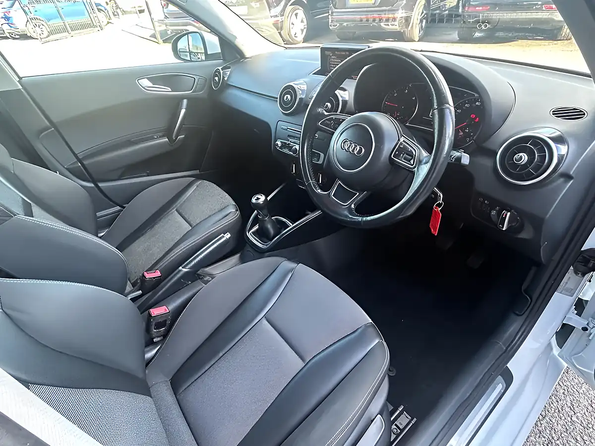 Used 2017 Audi A1 Sport White - Interior and Exterior details 10