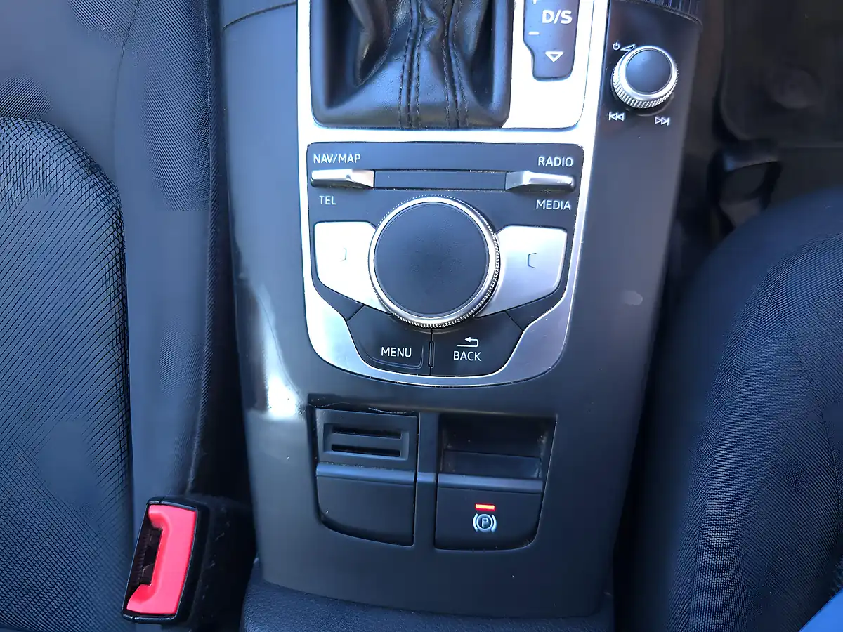 Used 2017 Audi A3 Se Technik Sportback Blue - Interior and Exterior details 17