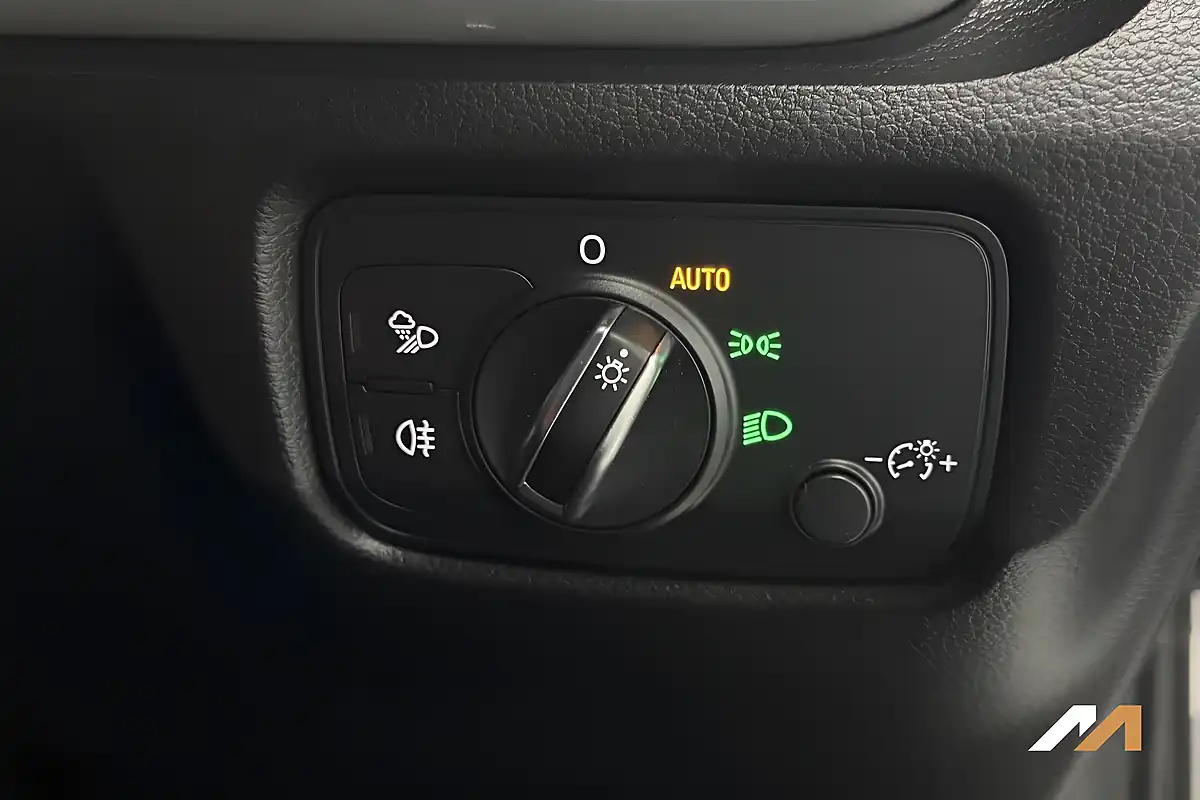 Used 2017 Audi A3 Se White - Interior and Exterior details 20