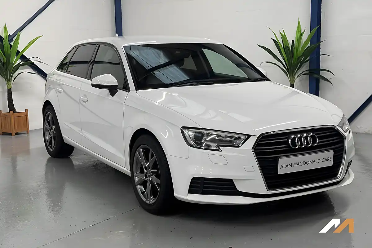 Used 2017 Audi A3 Se White - Interior and Exterior details 7