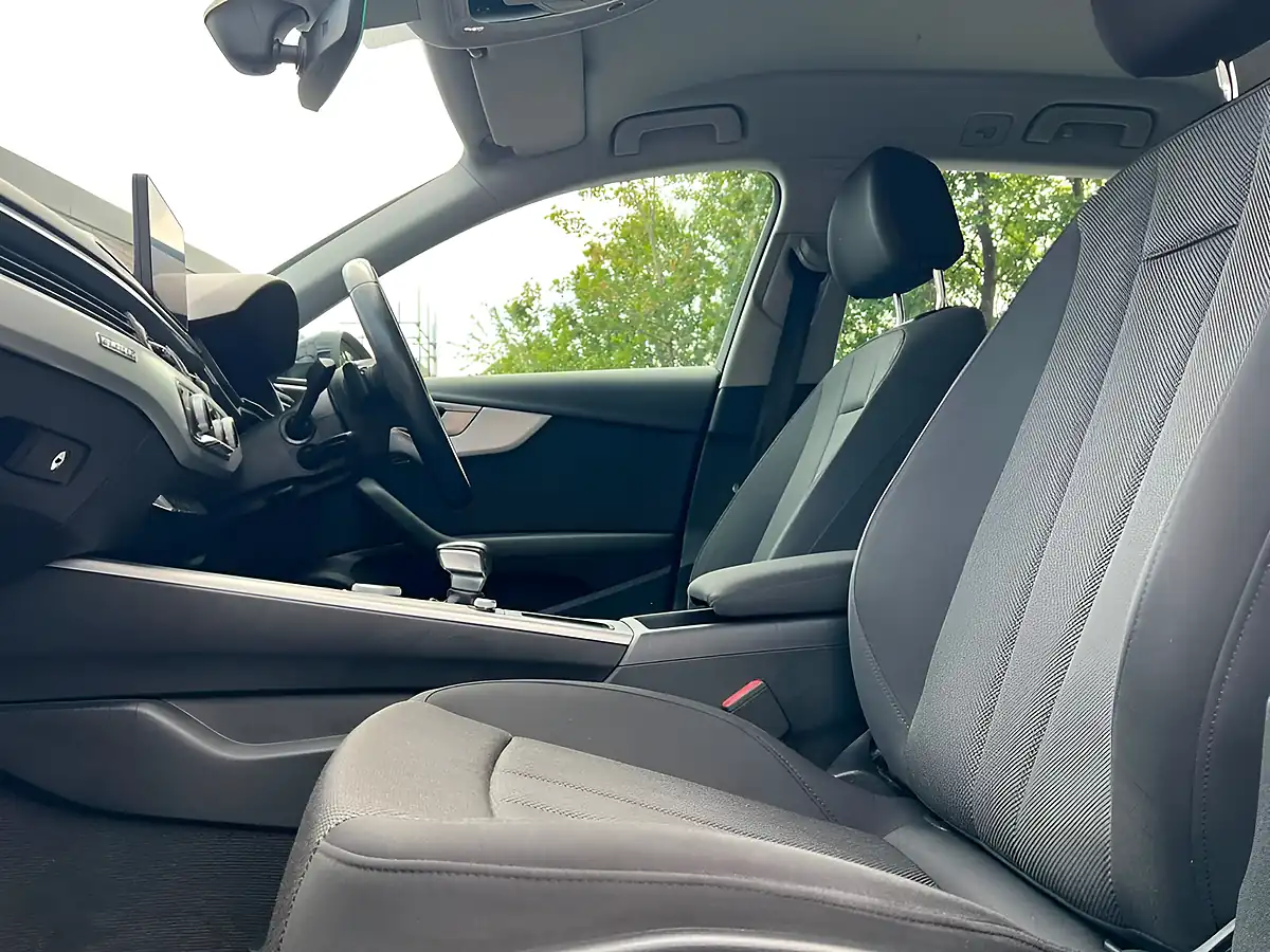 Used 2017 Audi A4 Allroad Black - Interior and Exterior details 12