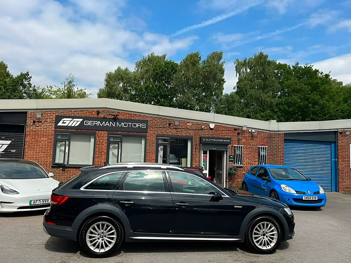 Used 2017 Audi A4 Allroad Black - Interior and Exterior details 7