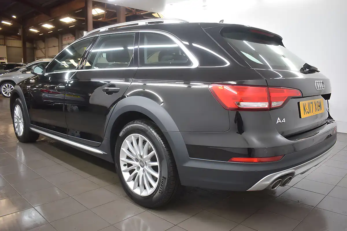 Used 2017 Audi A4 Allroad S Tronic Quattro Black - Interior and Exterior details 12