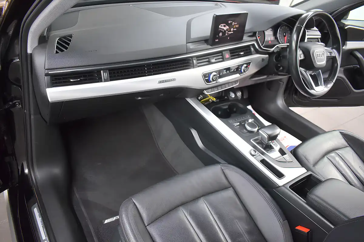 Used 2017 Audi A4 Allroad S Tronic Quattro Black - Interior and Exterior details 3