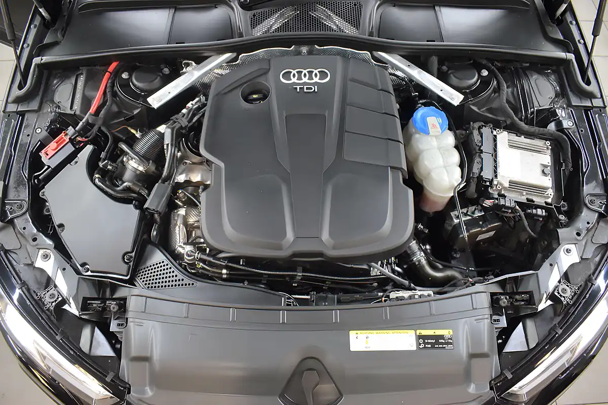 Used 2017 Audi A4 Allroad S Tronic Quattro Black - Interior and Exterior details 4