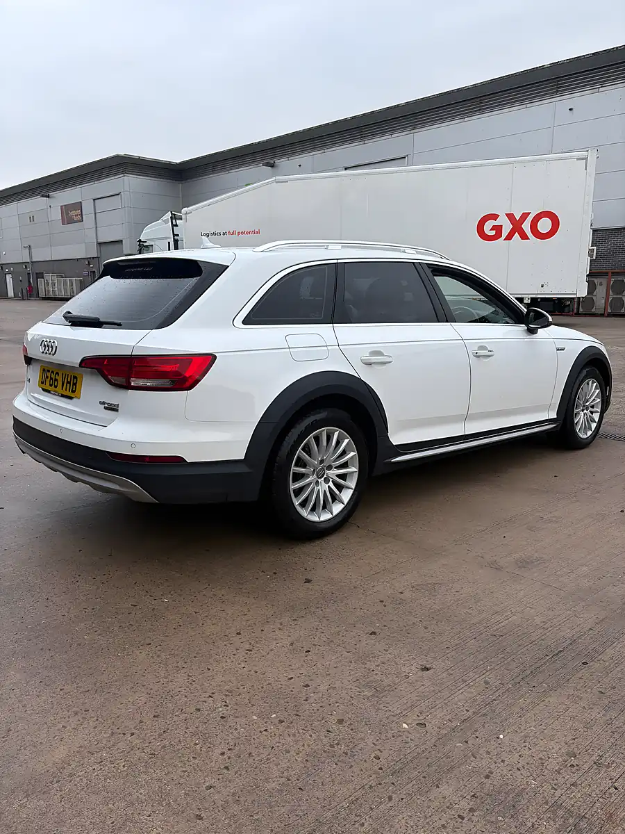 Used 2017 Audi A4 Allroad White - Interior and Exterior details 5