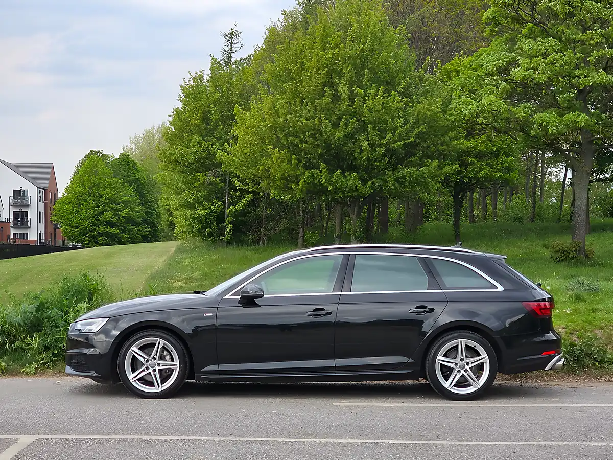 Used 2017 Audi A4 Avant S Line Black - Interior and Exterior details 4