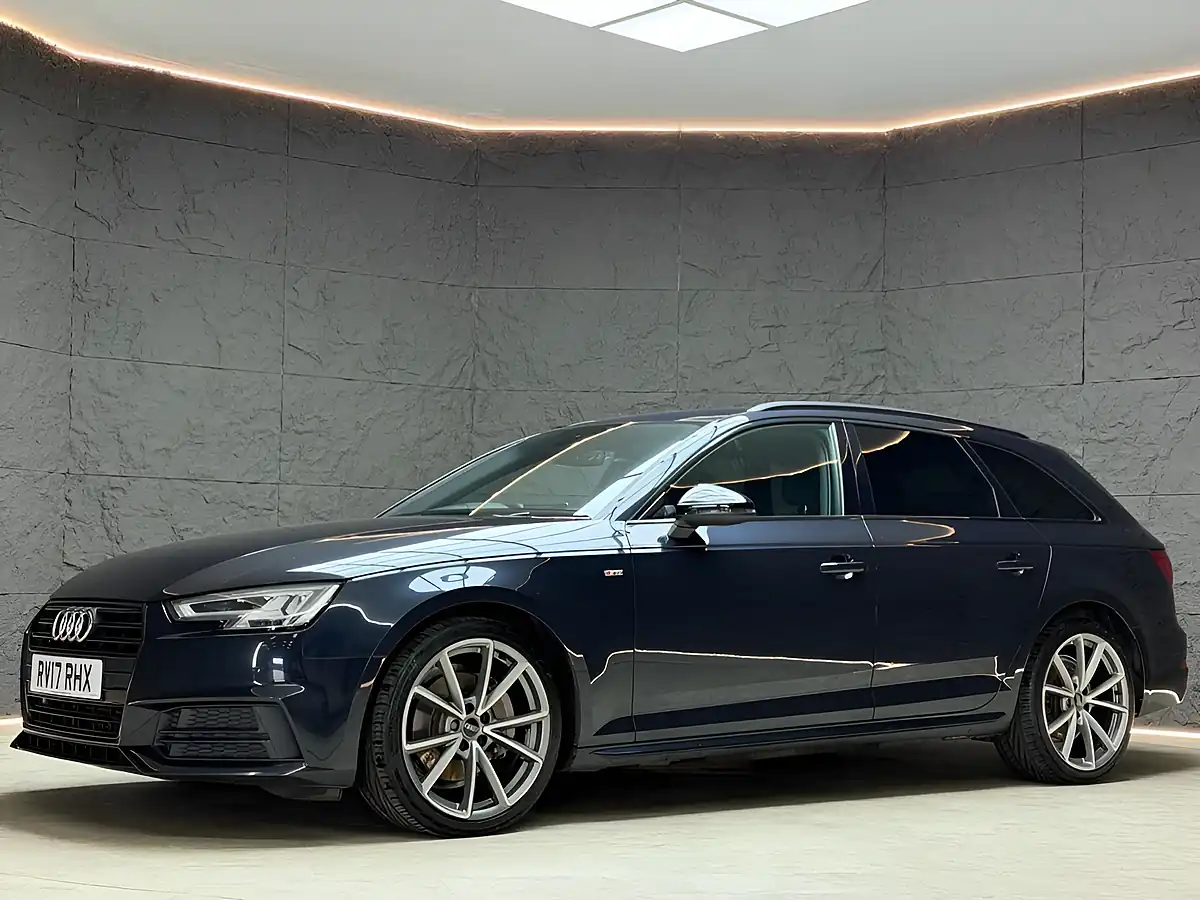 Used 2017 Audi A4 Avant S Line Blue - Interior and Exterior details 3
