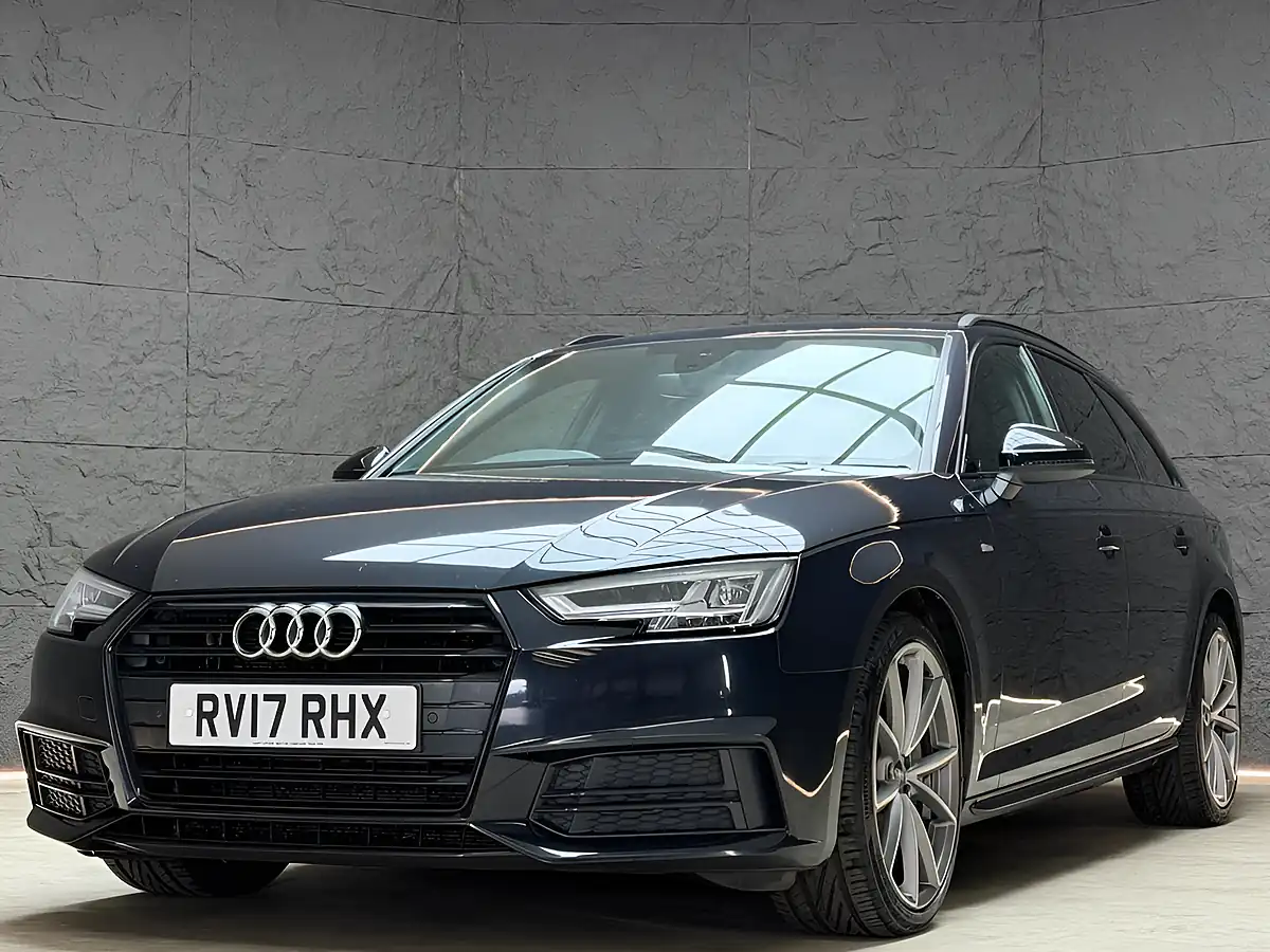 Used 2017 Audi A4 Avant S Line Blue - Interior and Exterior details 4