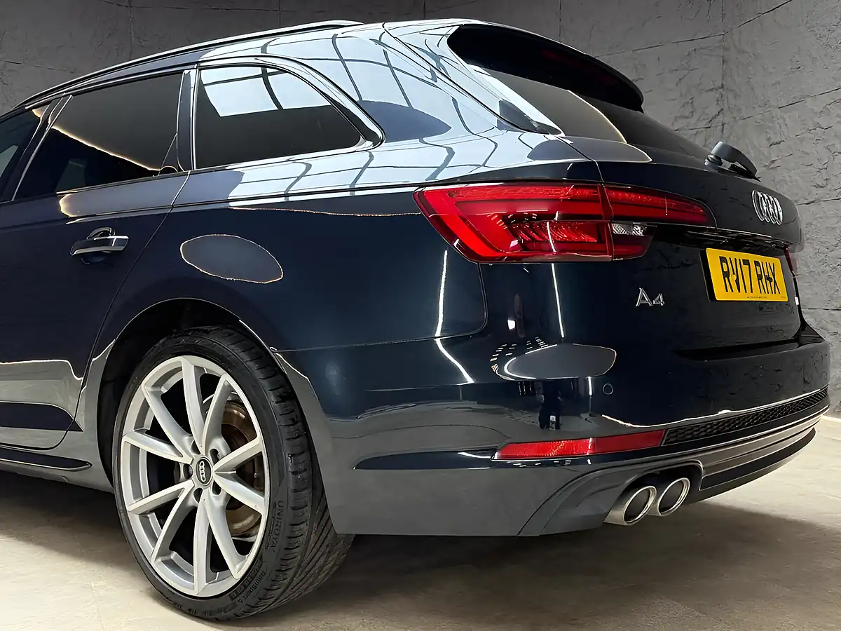 Used 2017 Audi A4 Avant S Line Blue - Interior and Exterior details 9