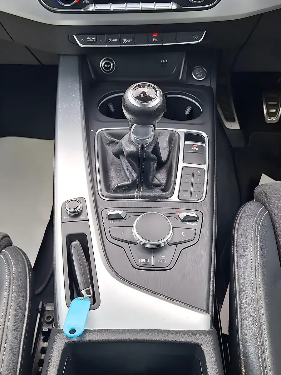 Used 2017 Audi A4 Avant S Line Grey - Interior and Exterior details 9