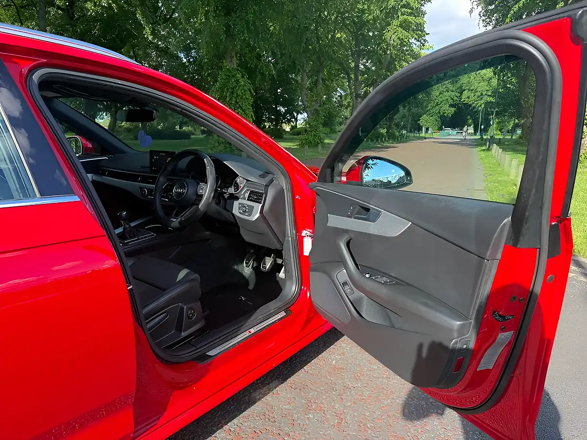 Used 2017 Audi A4 Avant S Line Red - Interior and Exterior details 9