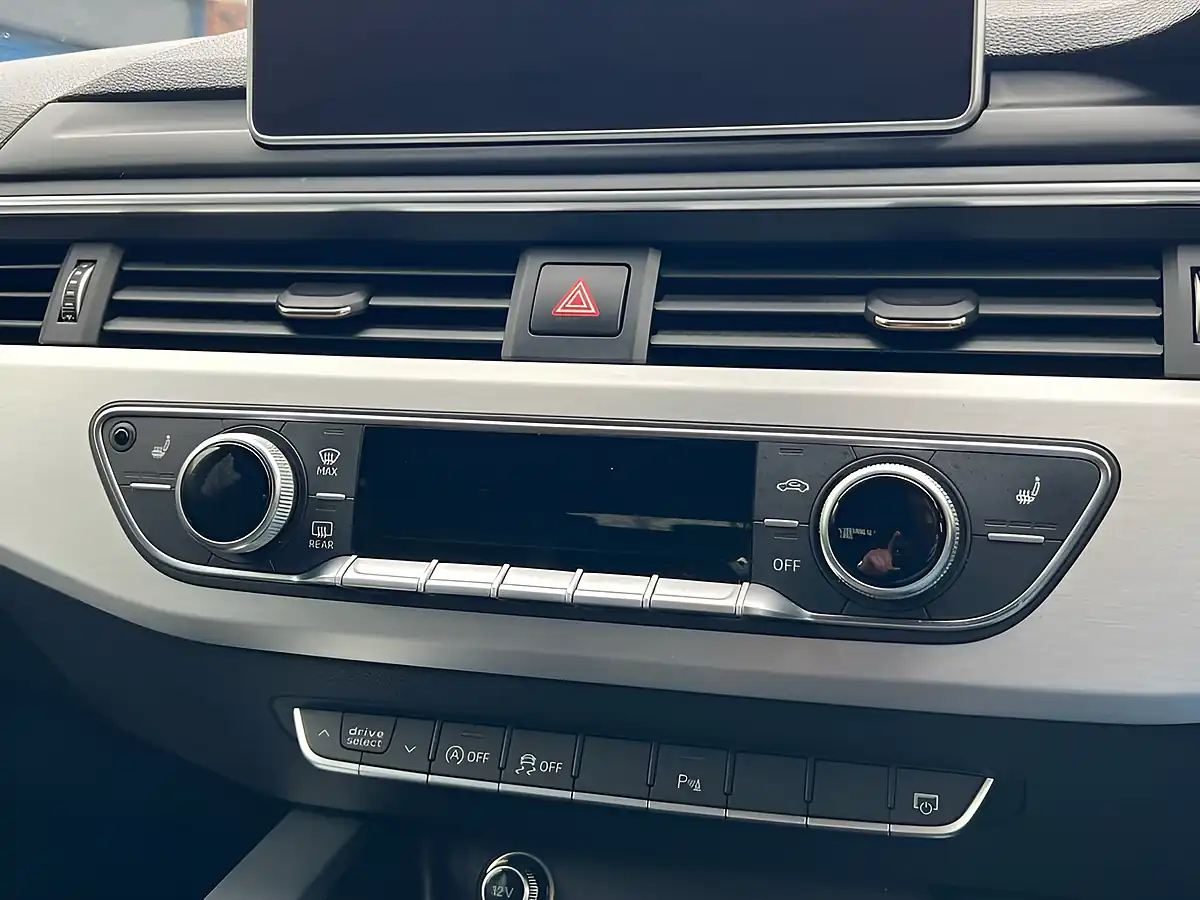 Used 2017 Audi A4 Avant S Line White - Interior and Exterior details 17
