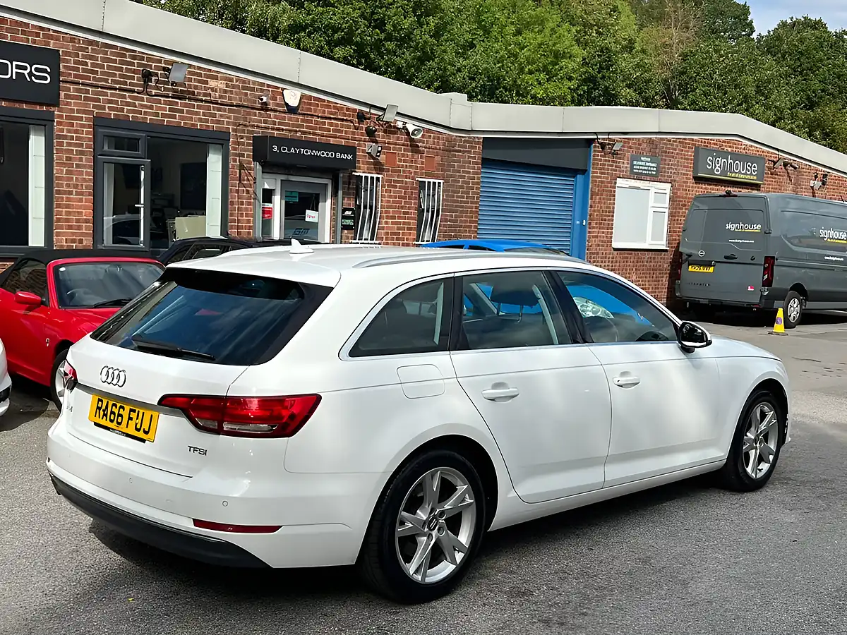 Used 2017 Audi A4 Avant Sport White - Interior and Exterior details 3