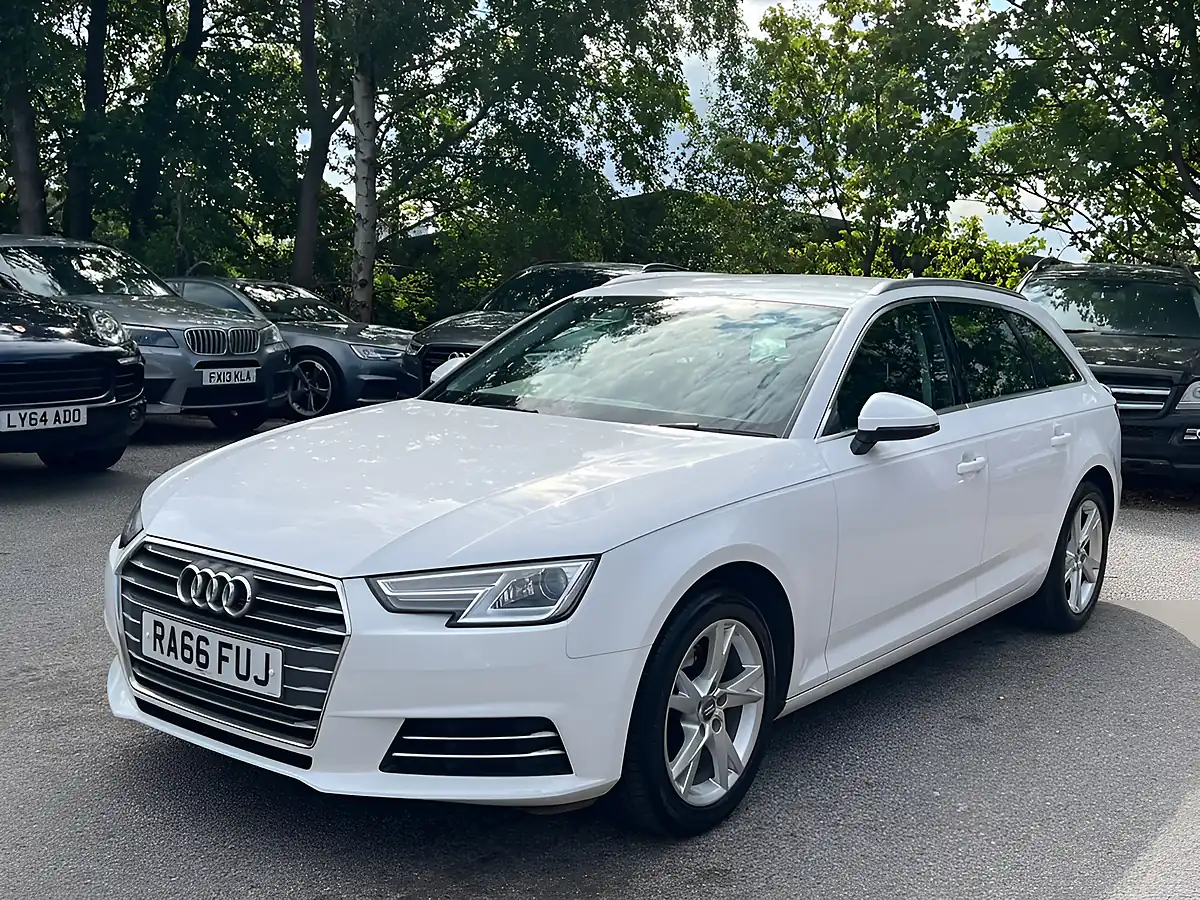 Used 2017 Audi A4 Avant Sport White - Interior and Exterior details 9