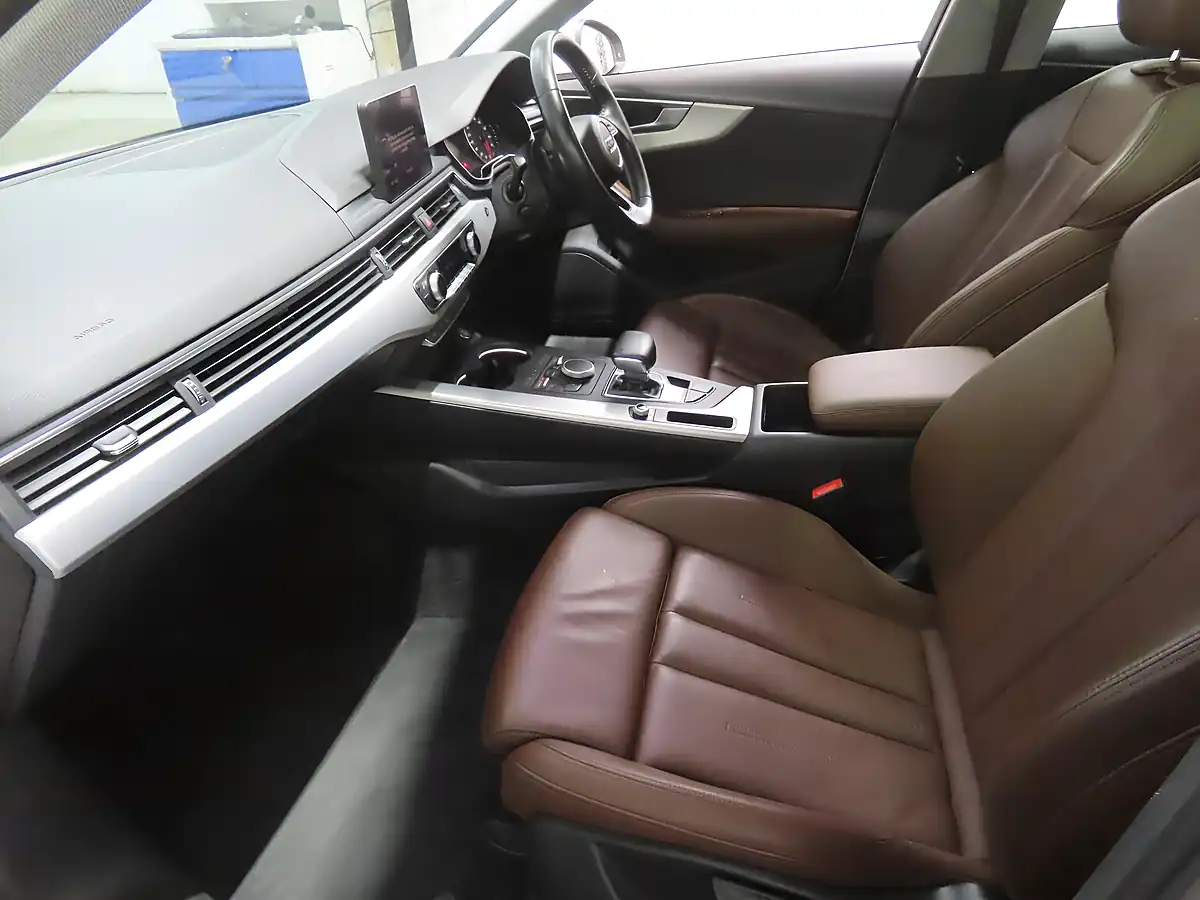Used 2017 Audi A4 Avant Sport White - Interior and Exterior details 9