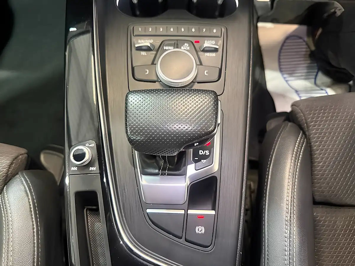 Used 2017 Audi A4 Black Edition White - Interior and Exterior details 16
