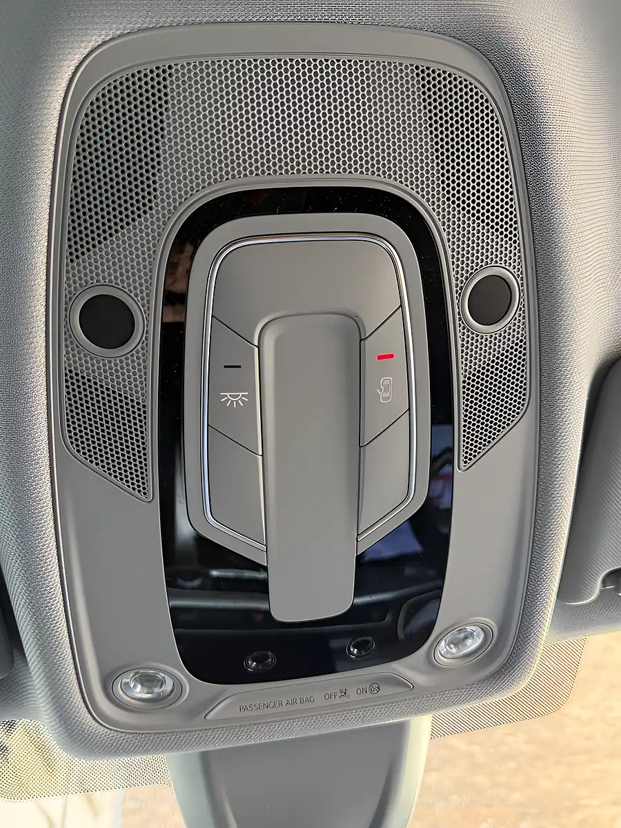 Used 2017 Audi A4 Sport Black - Interior and Exterior details 16