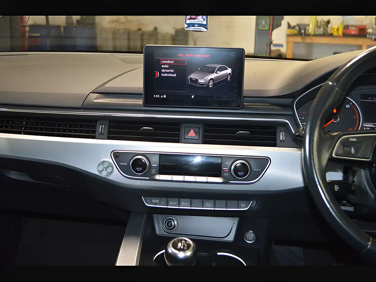 Used 2017 Audi A4 Sport White - Interior and Exterior details 13
