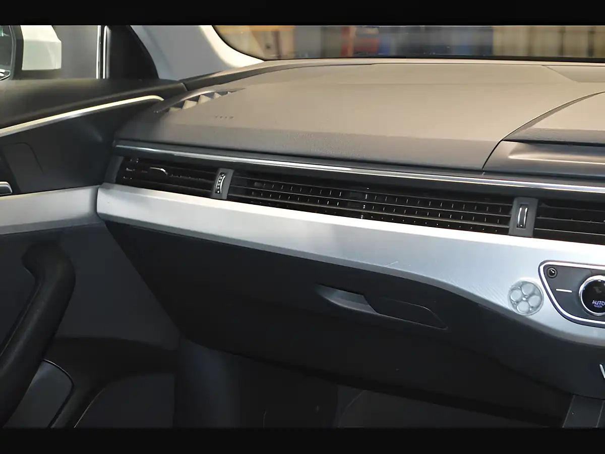 Used 2017 Audi A4 Sport White - Interior and Exterior details 14