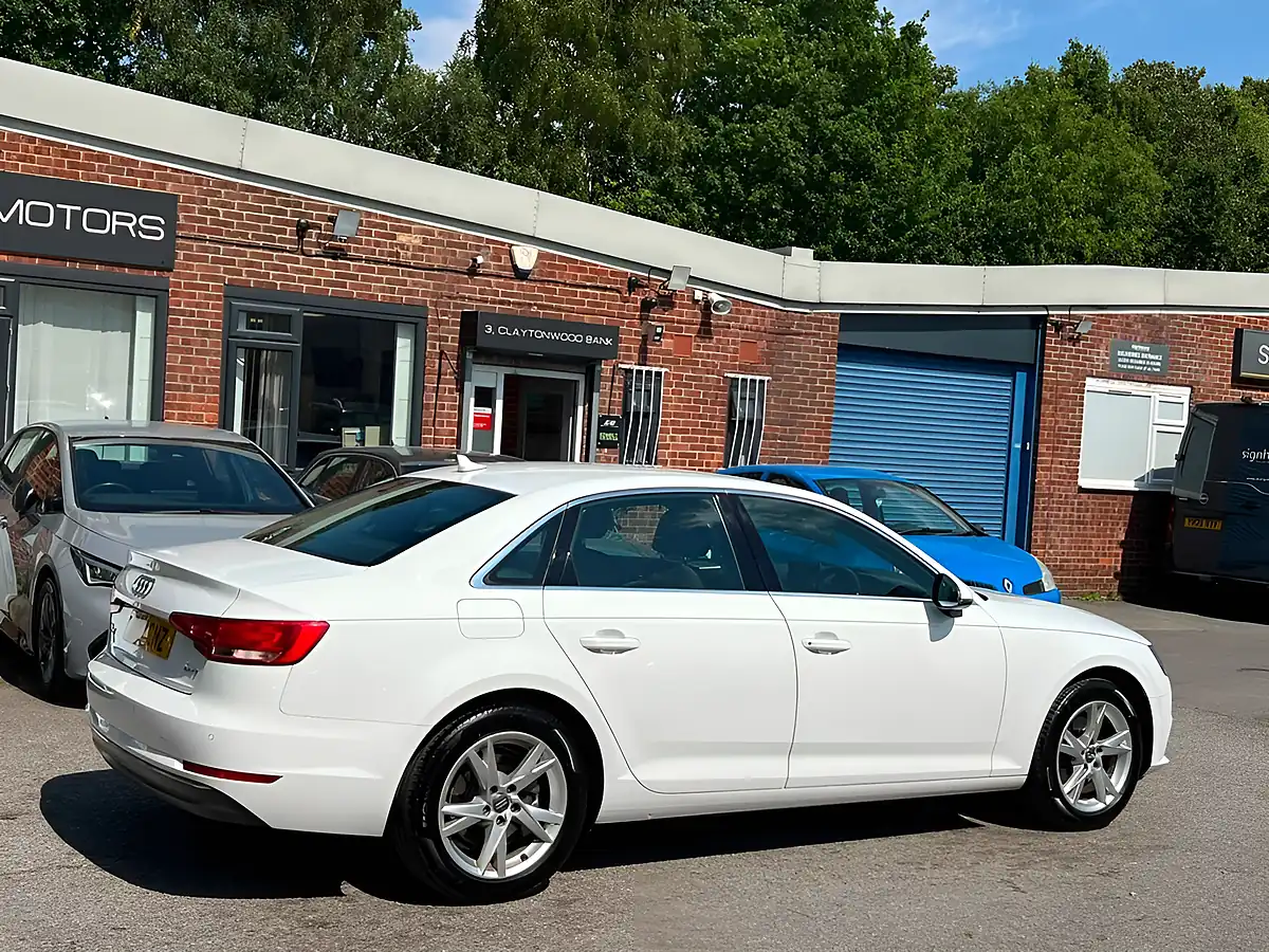 Used 2017 Audi A4 Sport White - Interior and Exterior details 9