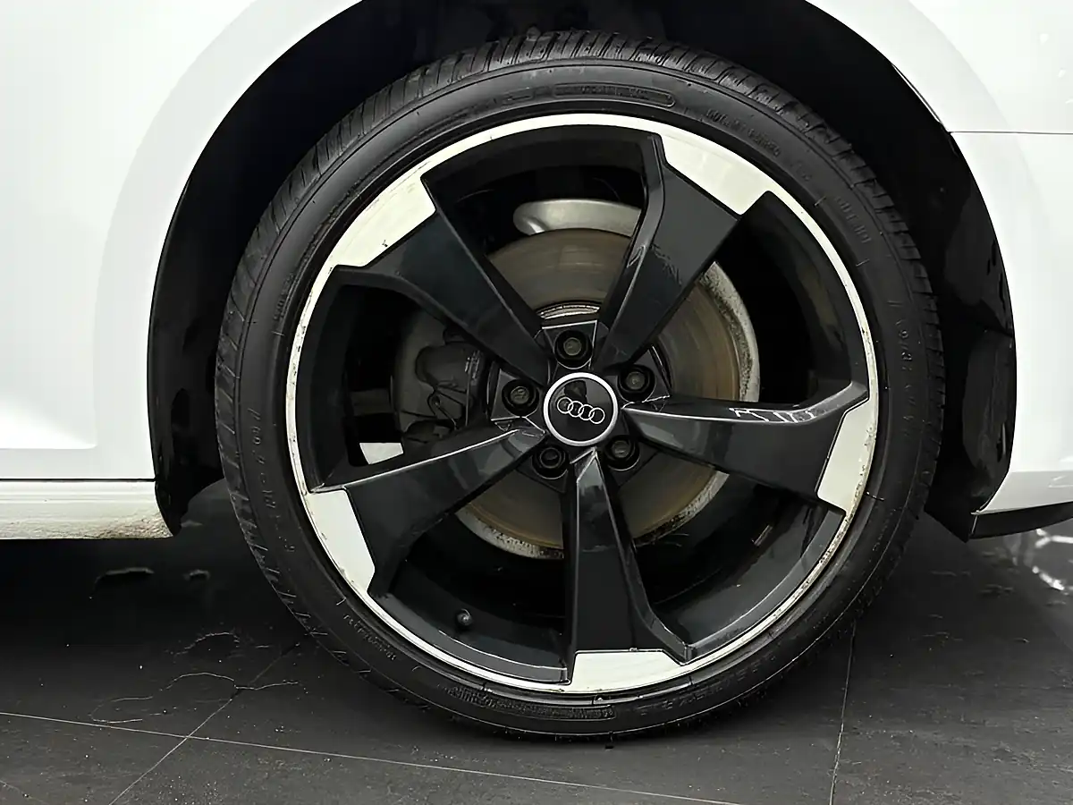 Used 2017 Audi A4 Sport White - Interior and Exterior details 14
