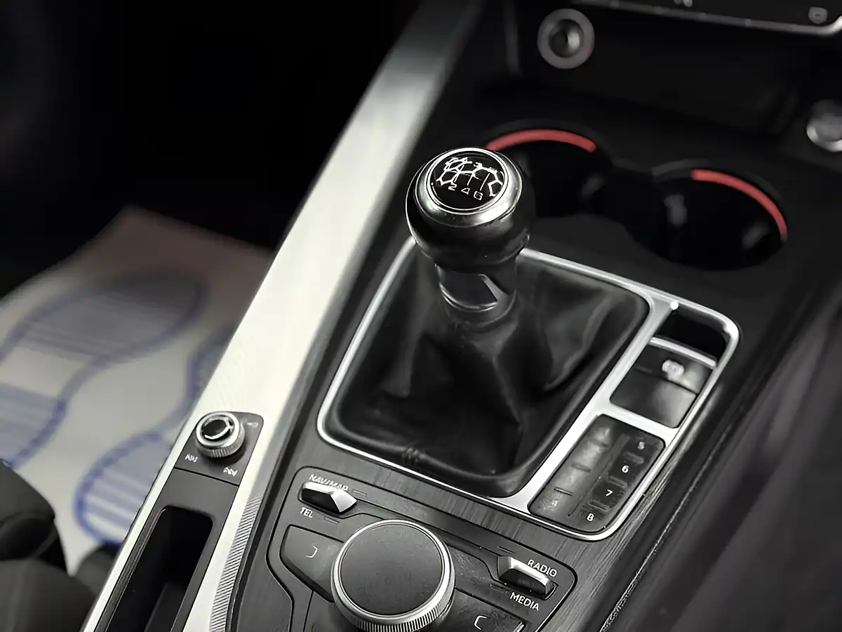 Used 2017 Audi A4 Sport White - Interior and Exterior details 18