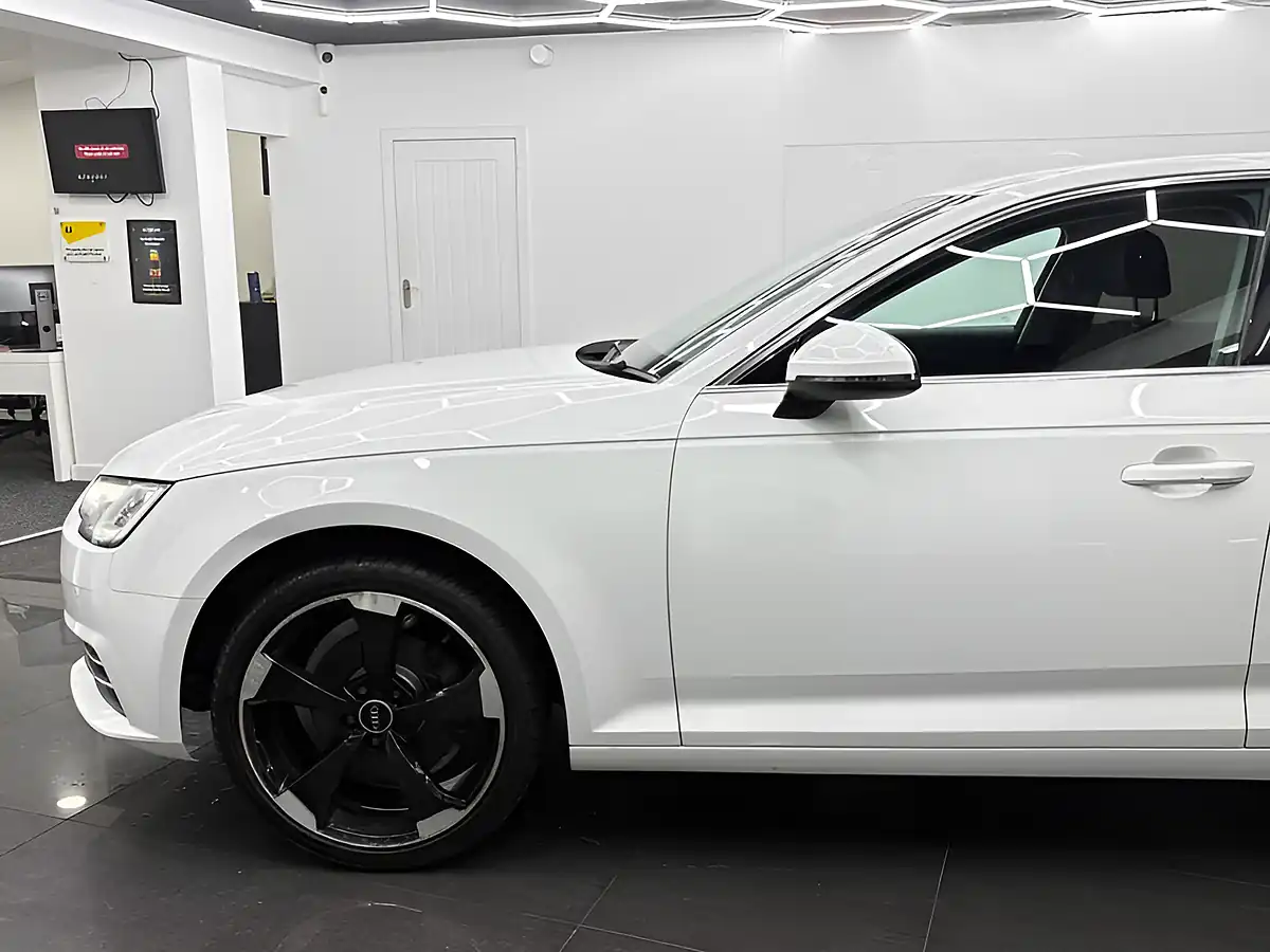 Used 2017 Audi A4 Sport White - Interior and Exterior details 9