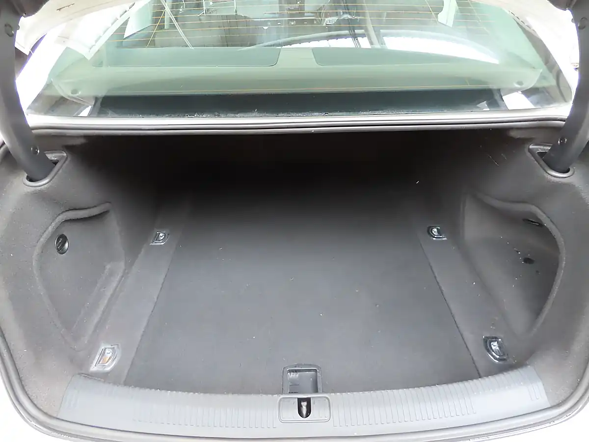 Used 2017 Audi A4 Ultra Sport White - Interior and Exterior details 12